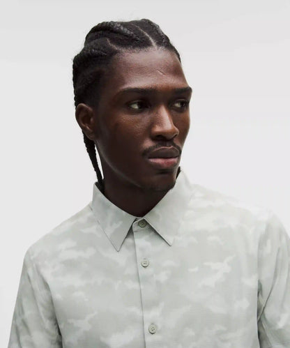 Airing Easy Short-Sleeve Shirt