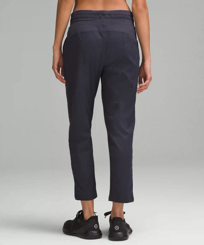 Dance Studio Mid-Rise Cropped Pant