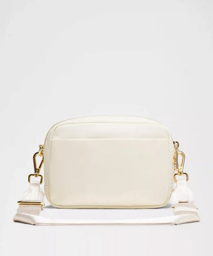 Everywhere Crossbody Bag 2L *Metal Hardware