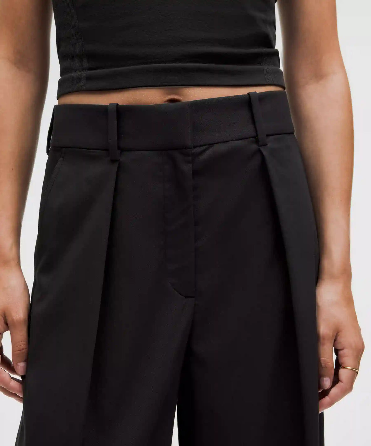 Pleat-Front High-Rise Trouser *Regular