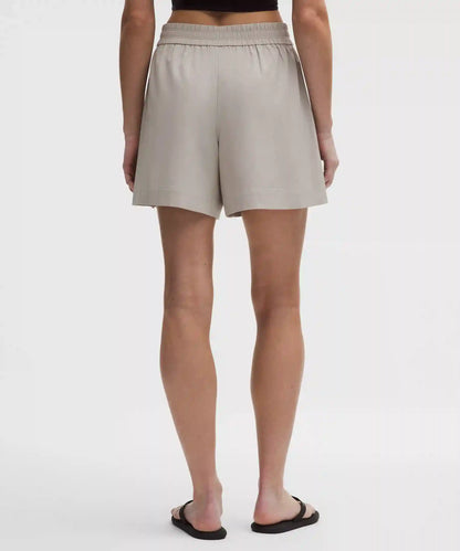 Breezily Mid-Rise Short 6"