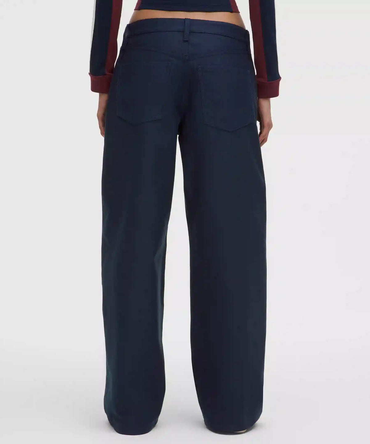 EasyFive Low-Rise Classic Wide-Leg Pant *Short