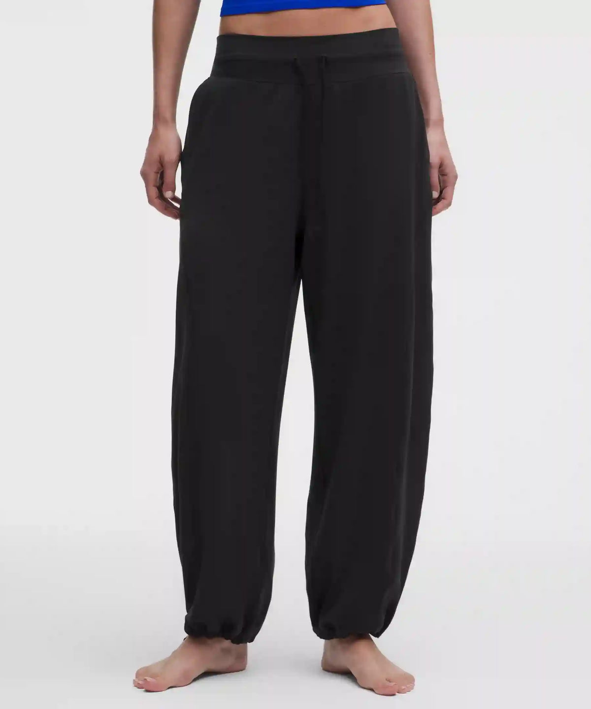 Groove Low-Rise Relaxed Cinch Pant *Regular