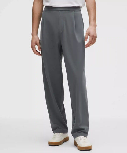 Men's Daydrift Relaxed-Fit Pleated Trouser Shorter *No Belt Loops