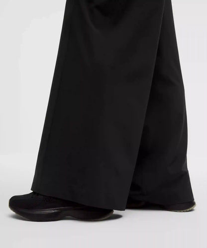 Breezily Mid-Rise Pant *Regular