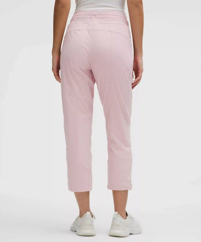 Dance Studio Mid-Rise Cropped Pant