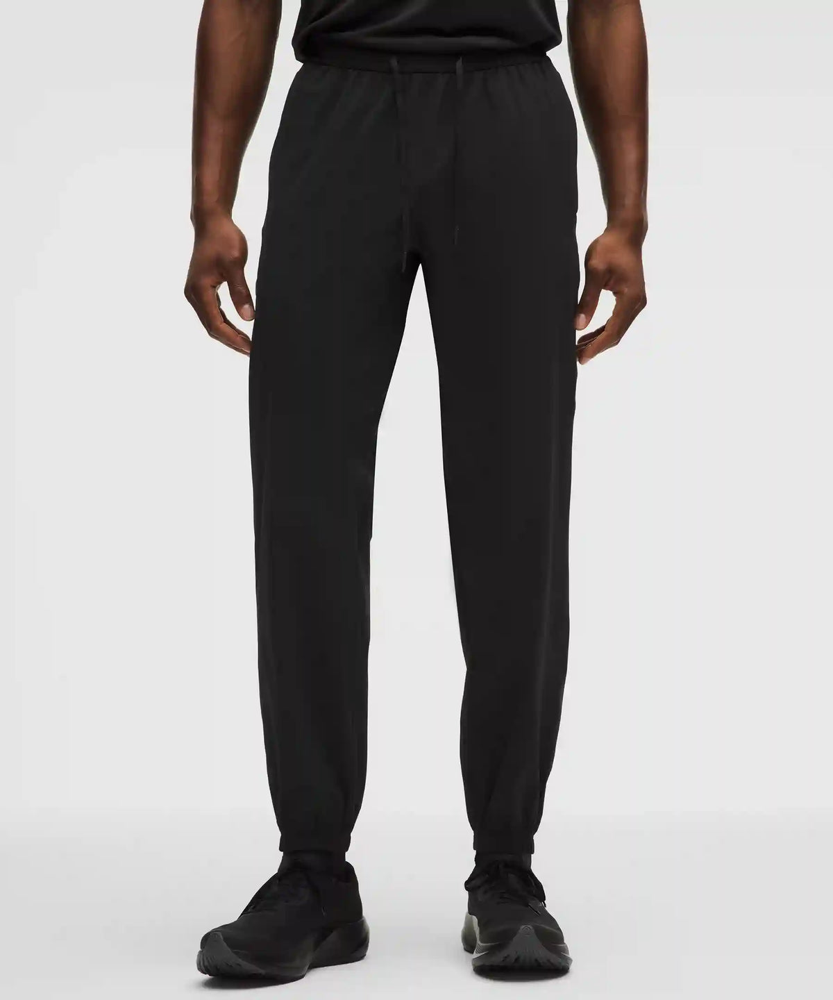 Perforated Running Pant *Regular