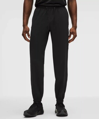 Perforated Running Pant *Regular
