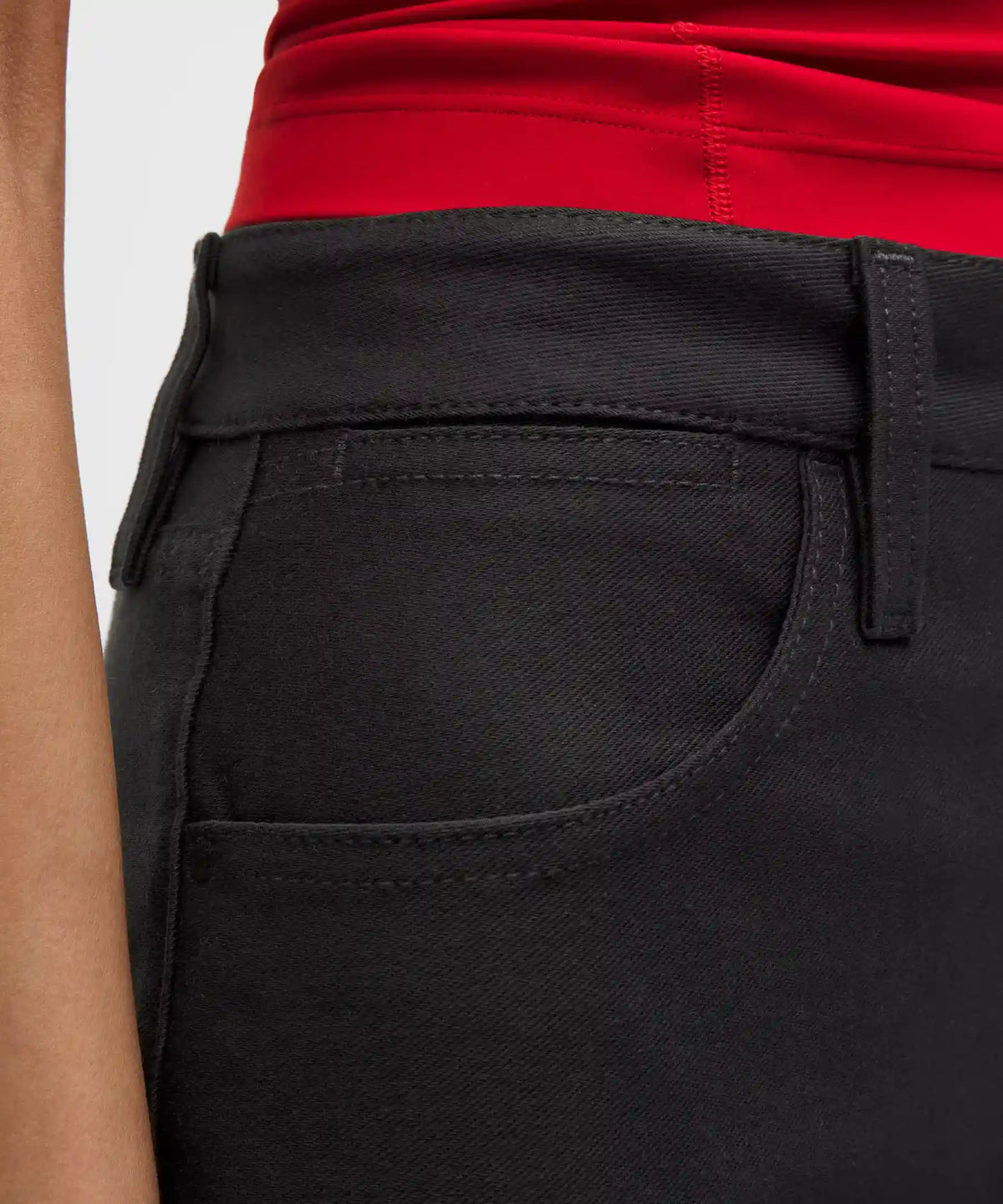 EasyFive High-Rise Subtle-Flare Pant *Regular