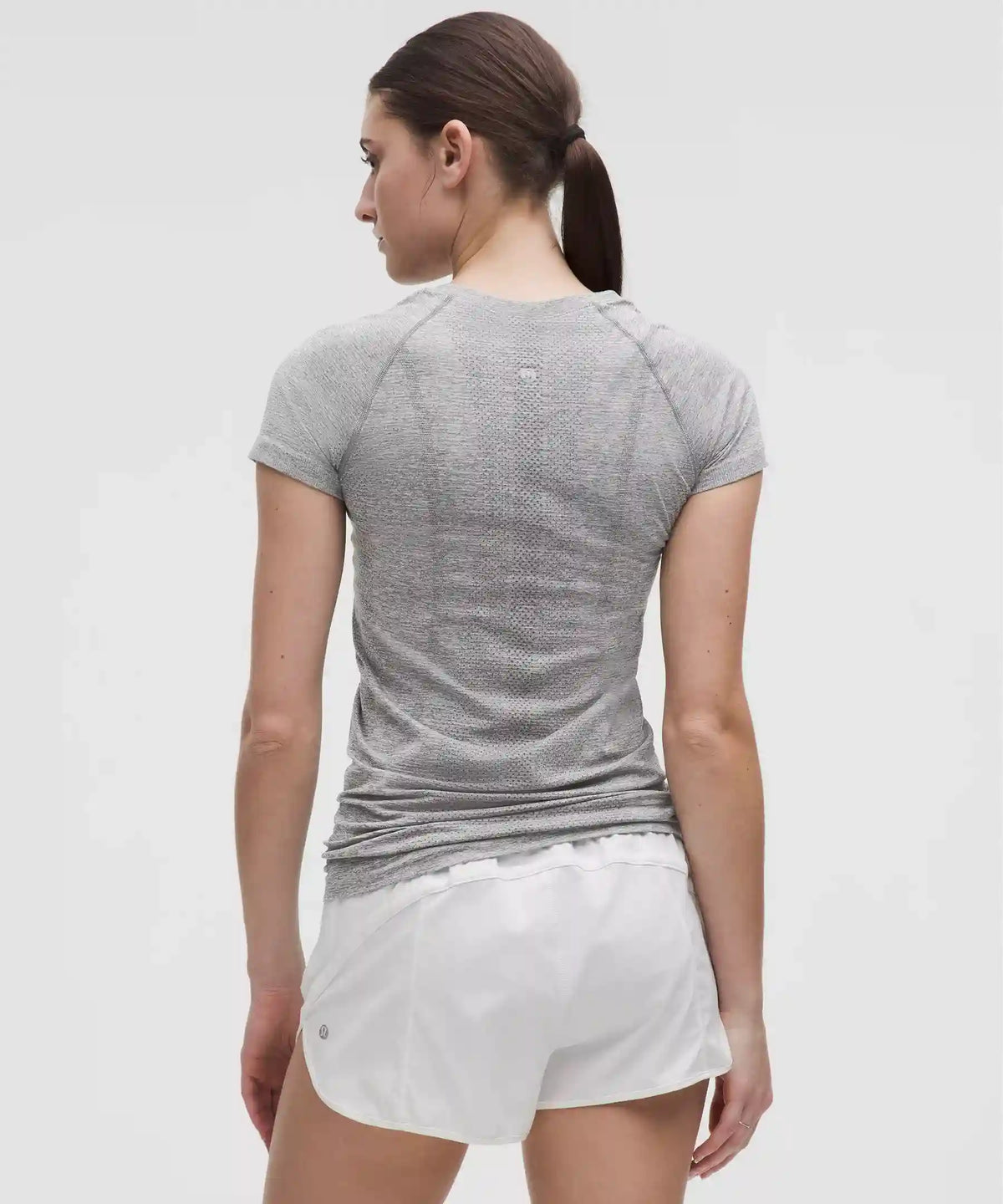 Swiftly Tech Short-Sleeve Shirt 2.0 *Hip Length