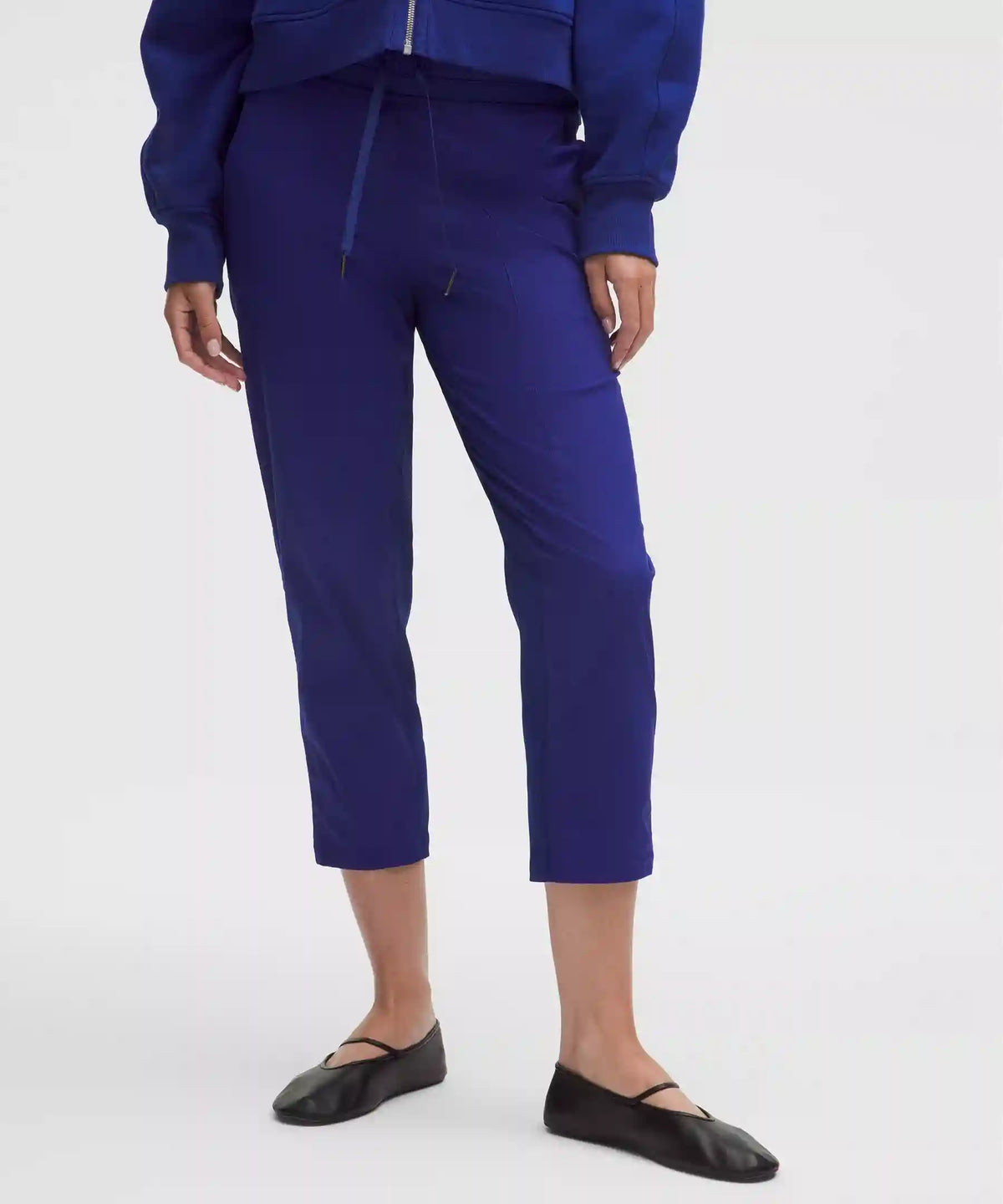 Dance Studio Mid-Rise Cropped Pant