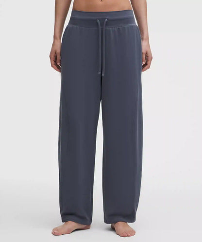 Groove Low-Rise Relaxed Cinch Pant *Regular