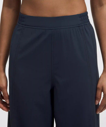 Define High-Rise Swift Jogger *Regular