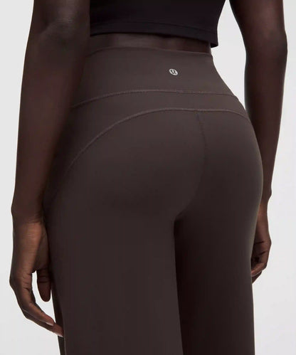 Groove High-Rise Wide-Leg Pant *Short
