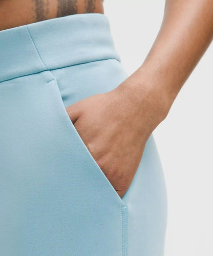 Softstreme High-Rise Straight-Leg Pant *Regular