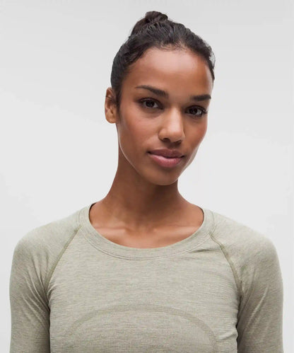 Swiftly Tech Long-Sleeve Shirt 2.0 *Hip Length