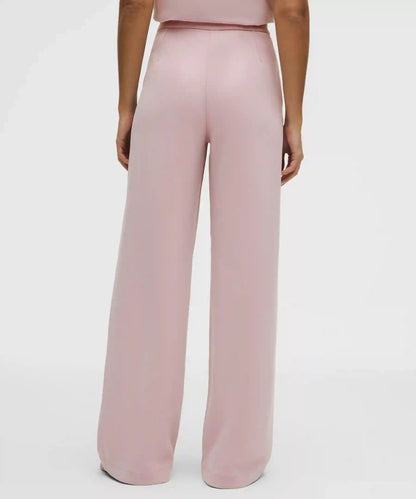 Softstreme Pintuck High-Rise Wide-Leg Pant *Regular