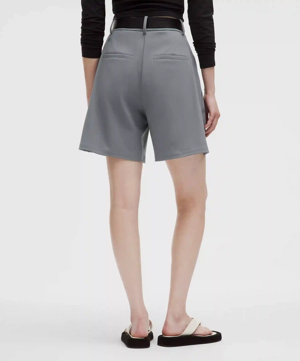 Daydrift Pleated High-Rise Short 7"
