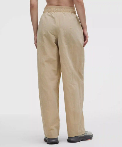 Crinkle Nylon Mid-Rise Barrel-Leg Pant *Short