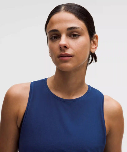 Lightweight Waist-Length Running Tank Top