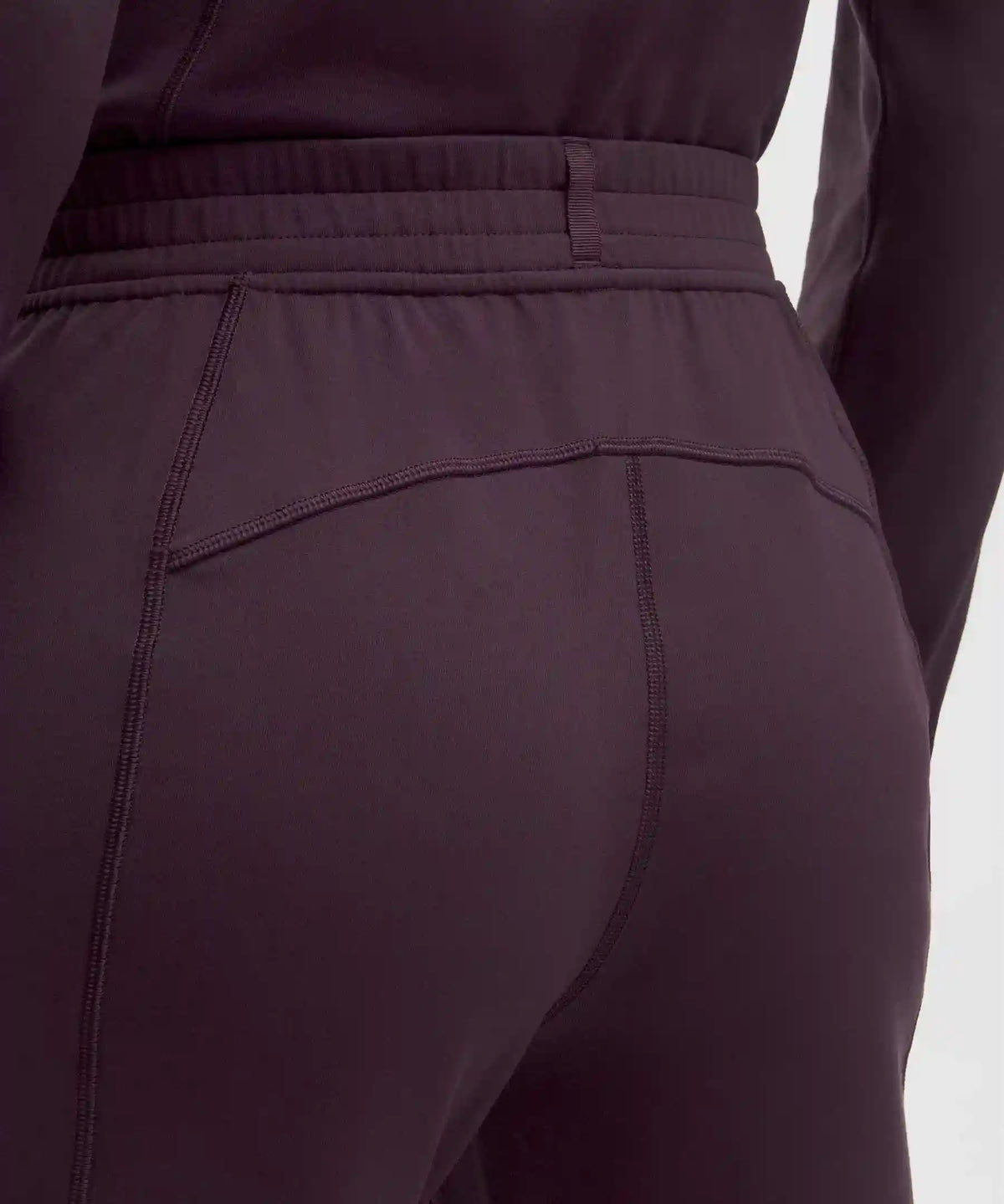 Define Mid-Rise Track Pant *Luon