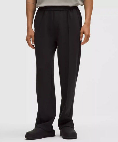 Smooth Spacer Pintuck Pant *Regular
