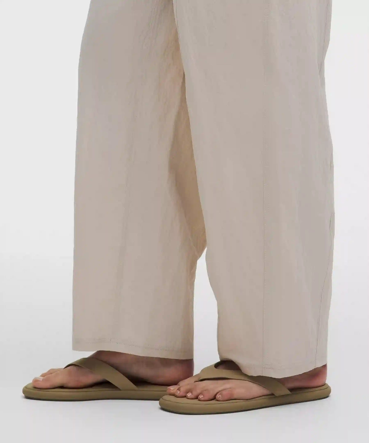 Crinkle Nylon Mid-Rise Barrel-Leg Pant