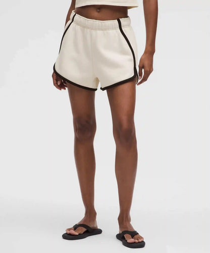 Scuba Mid-Rise Oversized Short 3" *Trim
