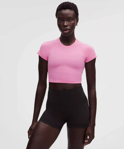 Swiftly Tech Cropped Short-Sleeve Shirt 2.0