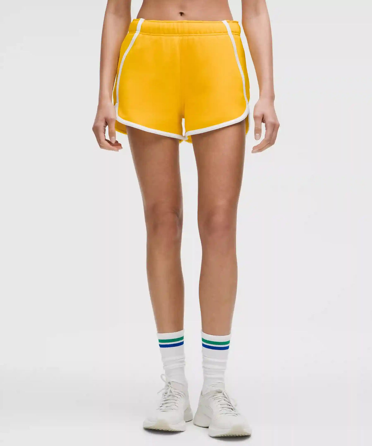 Scuba Mid-Rise Oversized Short 3" *Trim