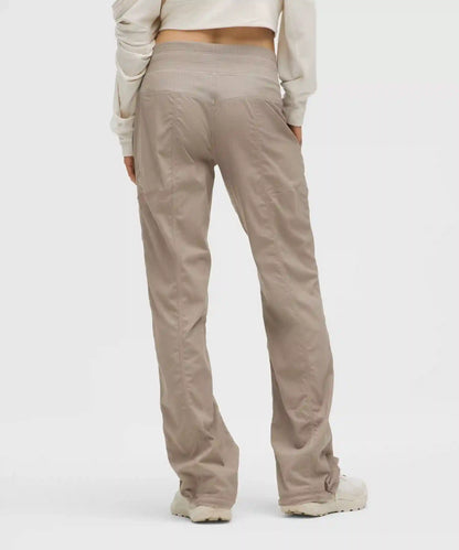 Dance Studio Mid-Rise Pant *Short