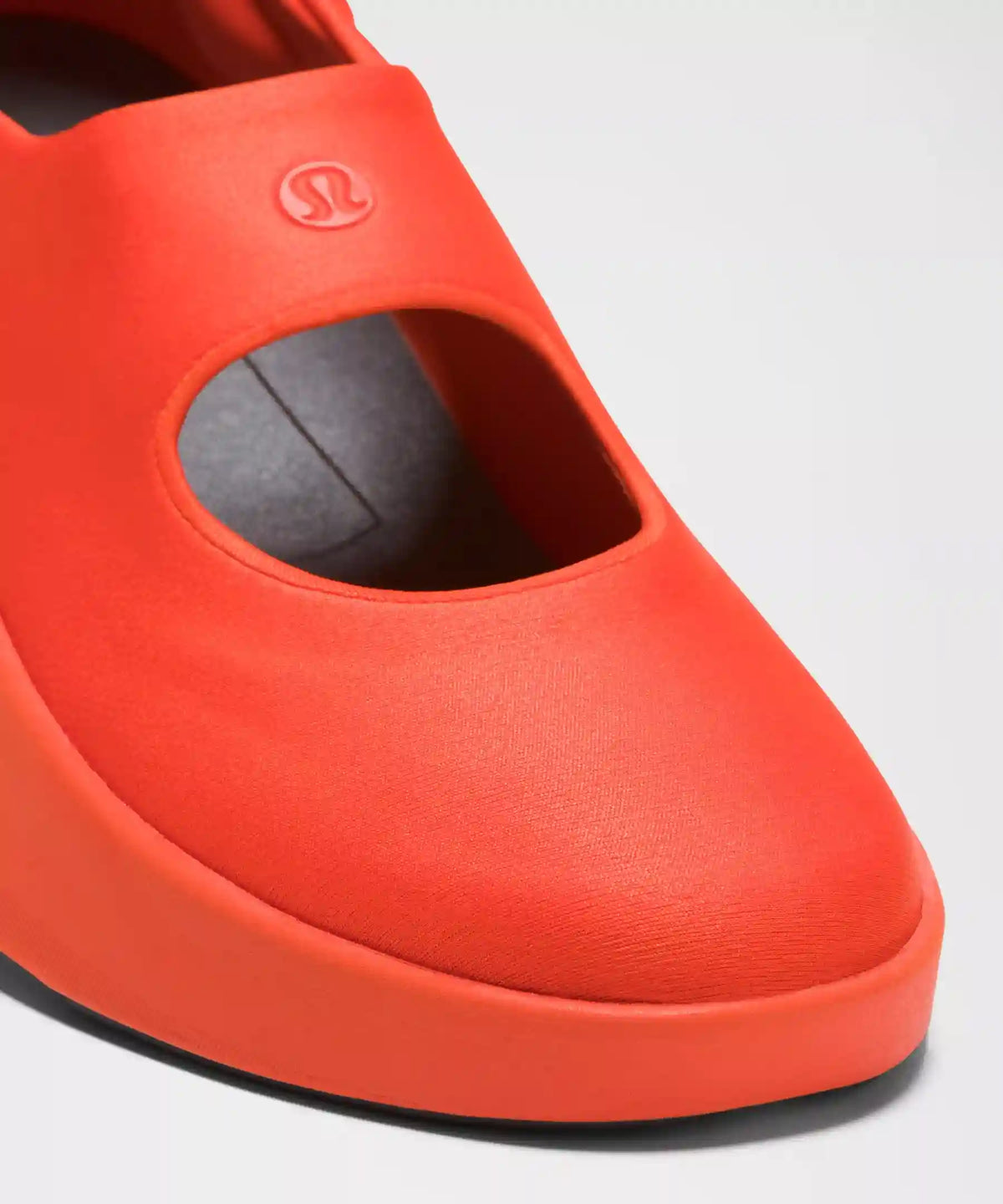 Women's Mary Train Sneaker