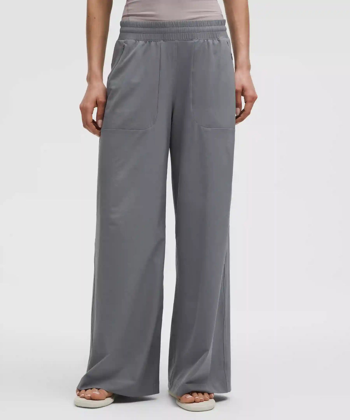 Swift Mid-Rise Wide-Leg Pant