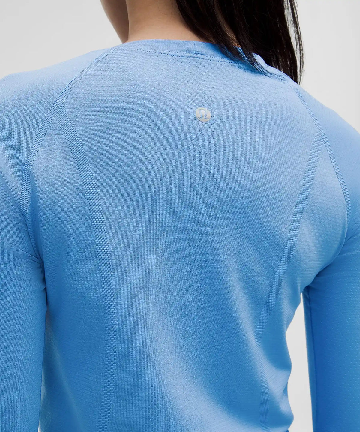 Swiftly Tech Long-Sleeve Shirt 2.0 *Hip Length