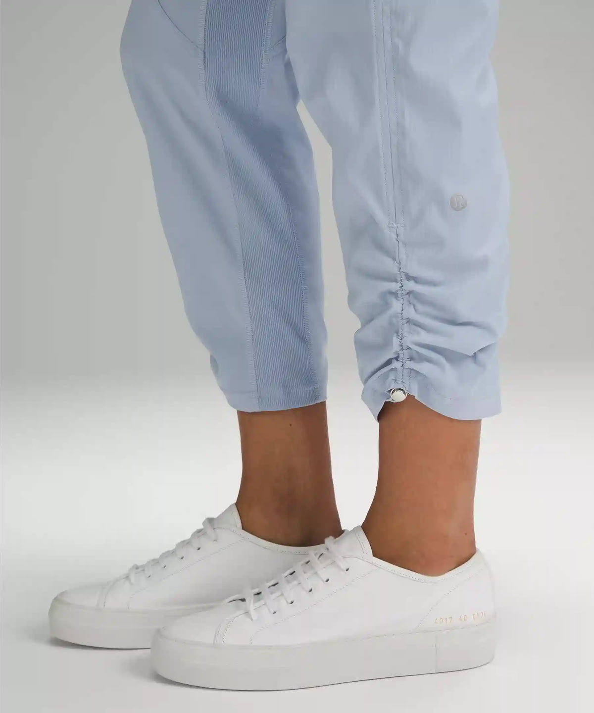 Dance Studio Mid-Rise Cropped Pant