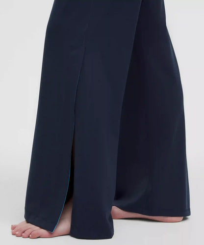 lululemon Align™ Super-High-Rise Side-Slit Pant *Trim