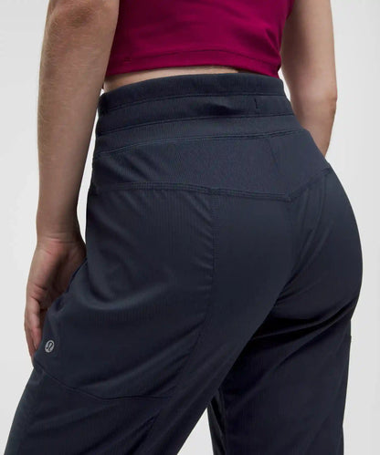 Dance Studio Mid-Rise Pant *Regular