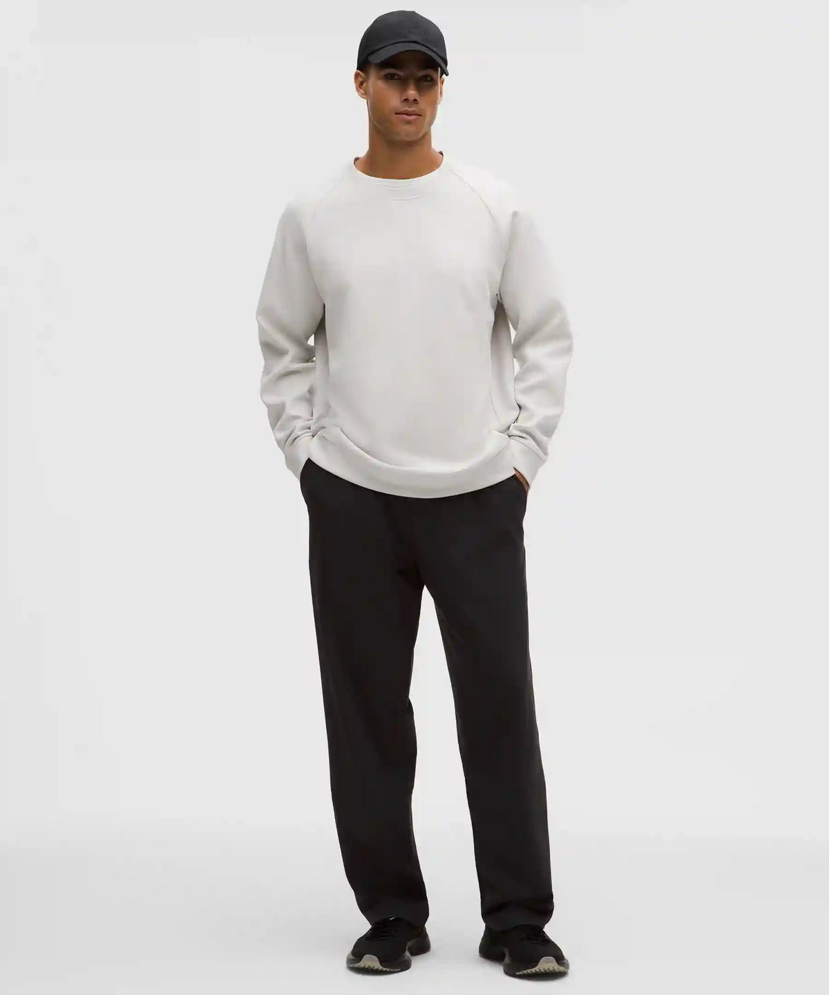 Smooth Spacer Classic-Fit Crew