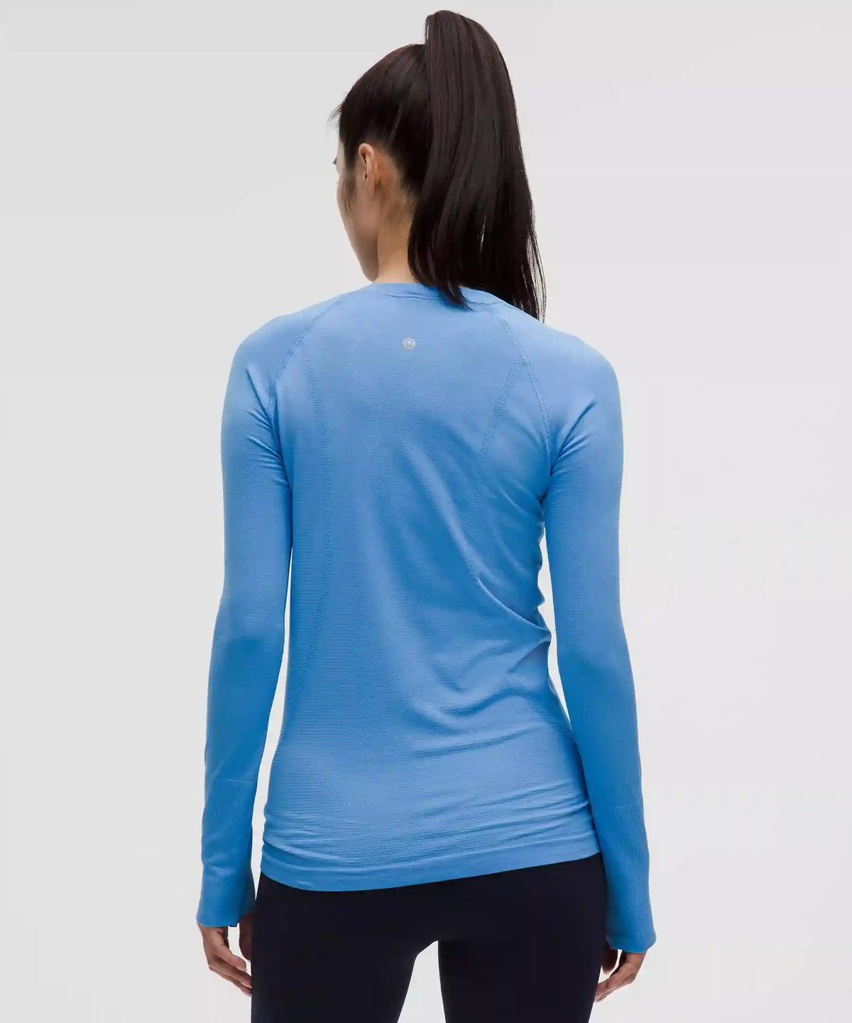 Swiftly Tech Long-Sleeve Shirt 2.0 *Hip Length