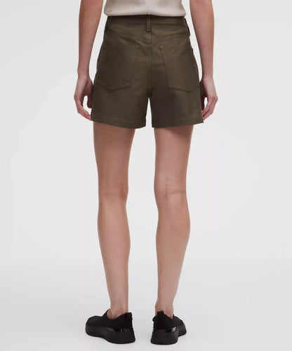 EasyFive Mid-Rise Short 4.5"