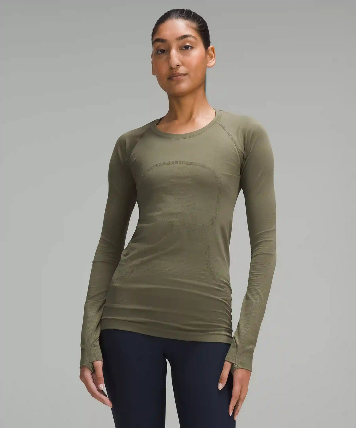 Swiftly Tech Long-Sleeve Shirt 2.0 *Hip Length