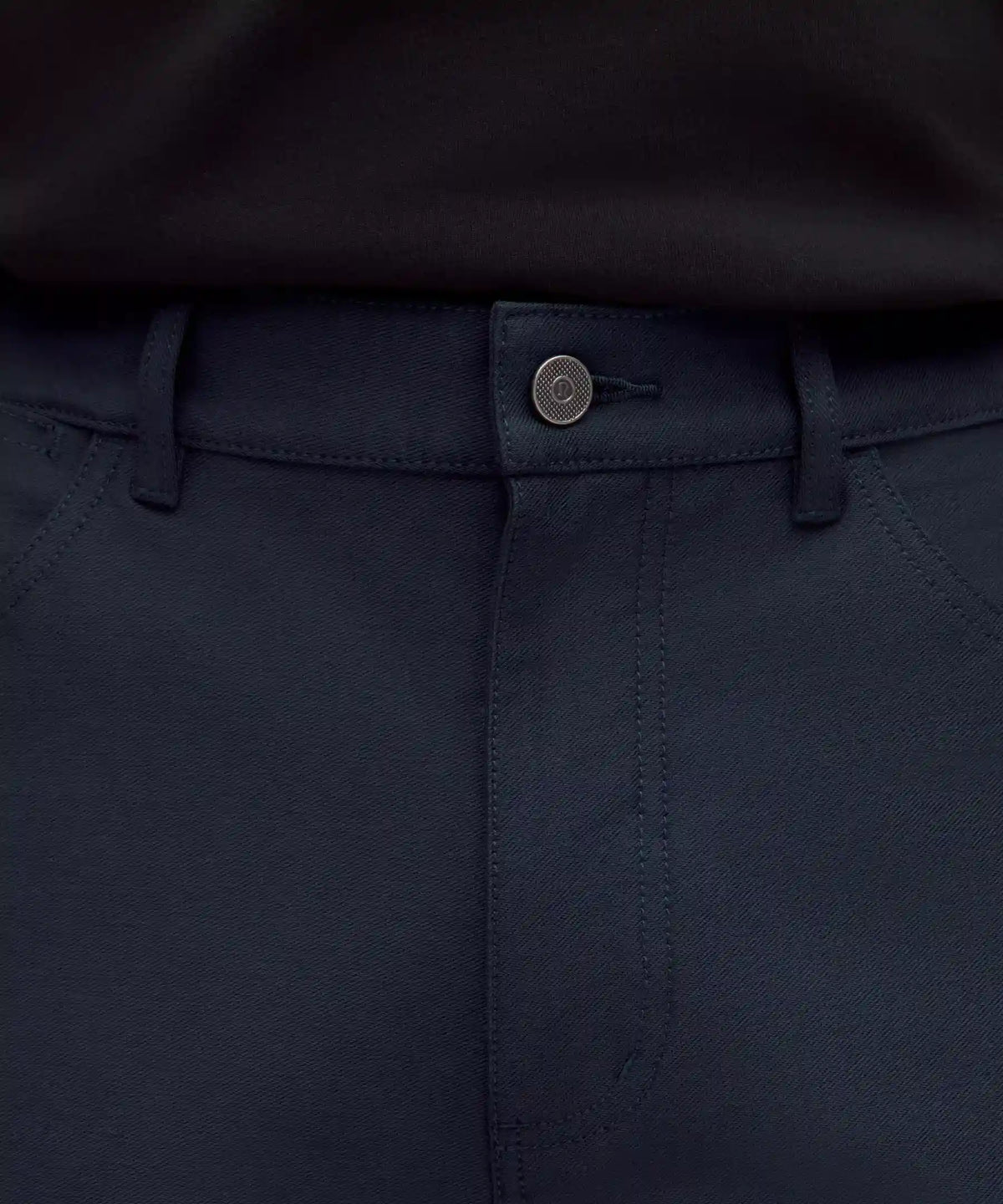 EasyFive Relaxed-Fit Short 7"