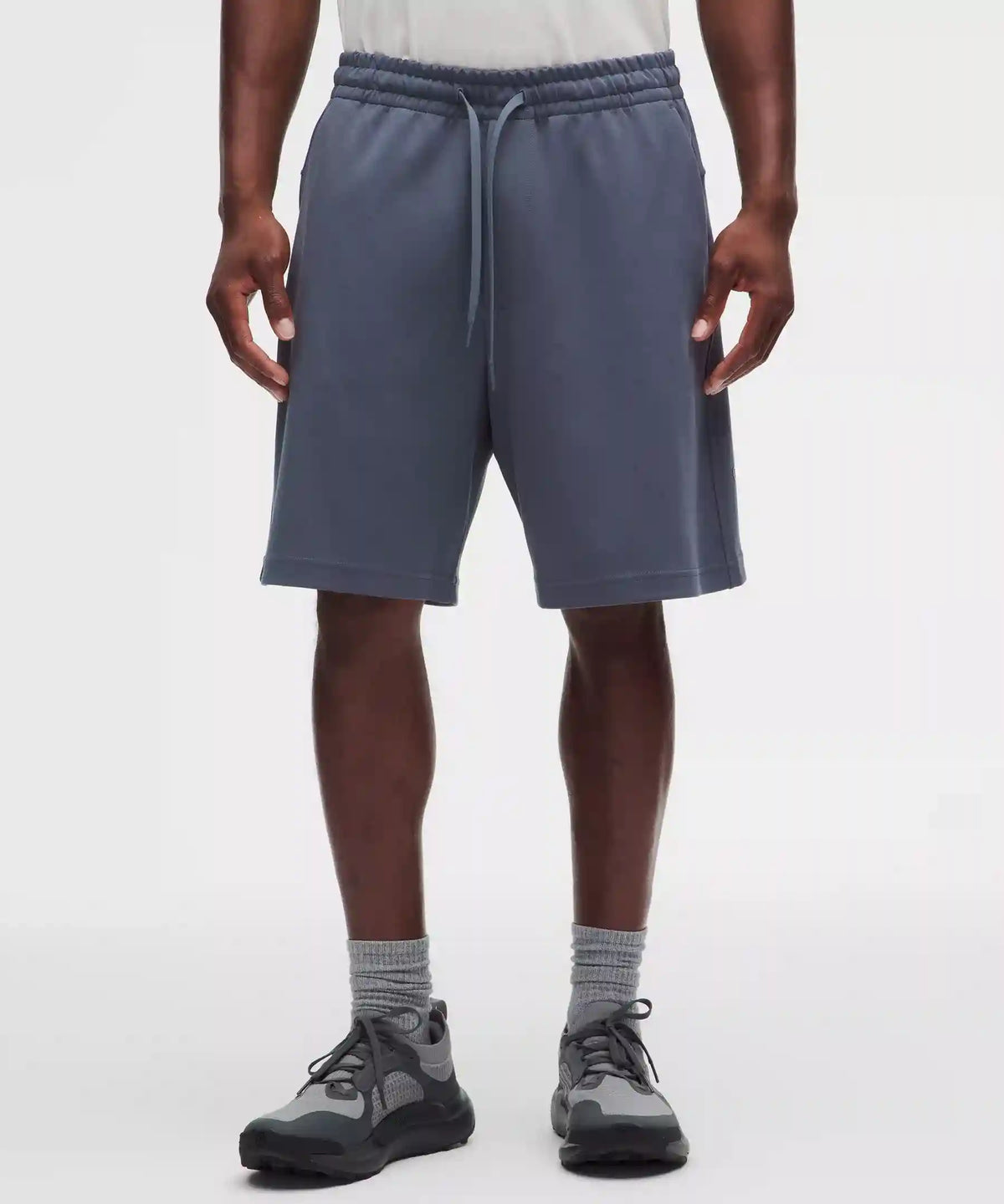 Grand Standard Short 8"