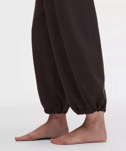 Groove Low-Rise Relaxed Cinch Pant *Tall