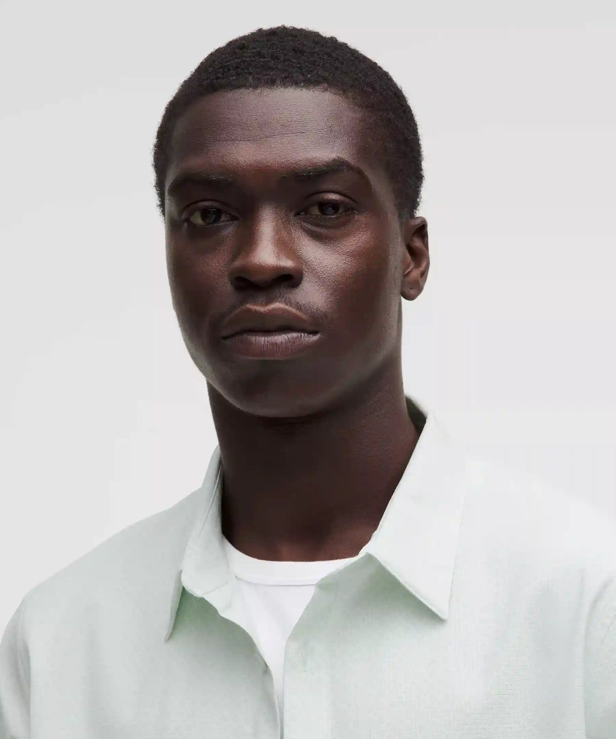 Airing Easy Short-Sleeve Shirt