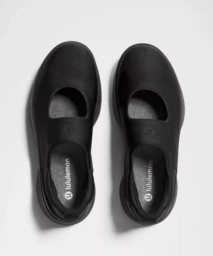 Women's Mary Train Sneaker