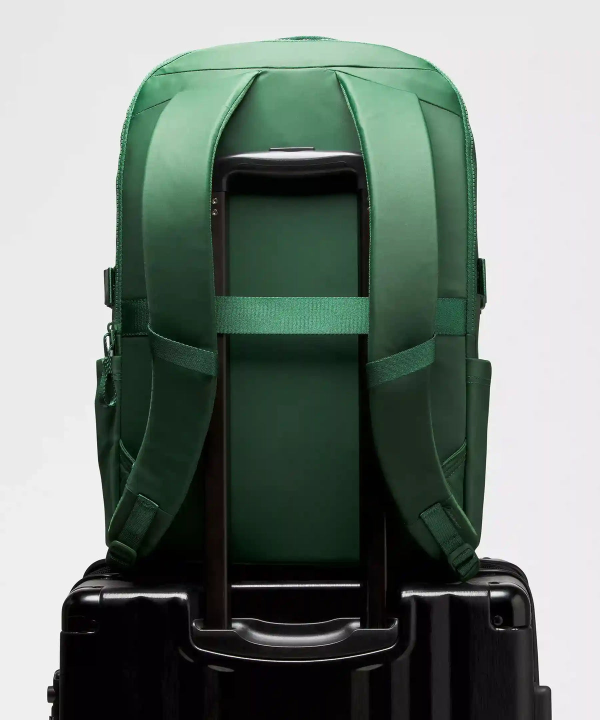 New Crew Backpack Large 30L