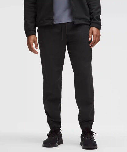 Zeroed In Classic-Fit Cargo Jogger *Regular