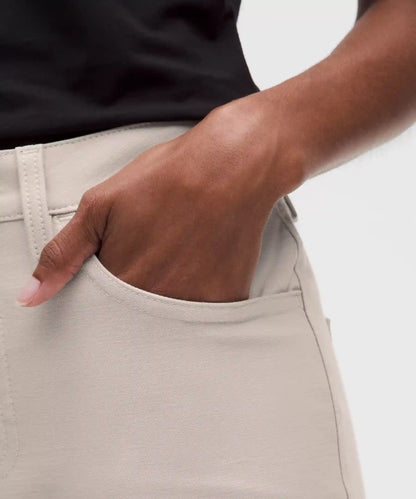 EasyFive Mid-Rise Relaxed-Straight Pant *Short