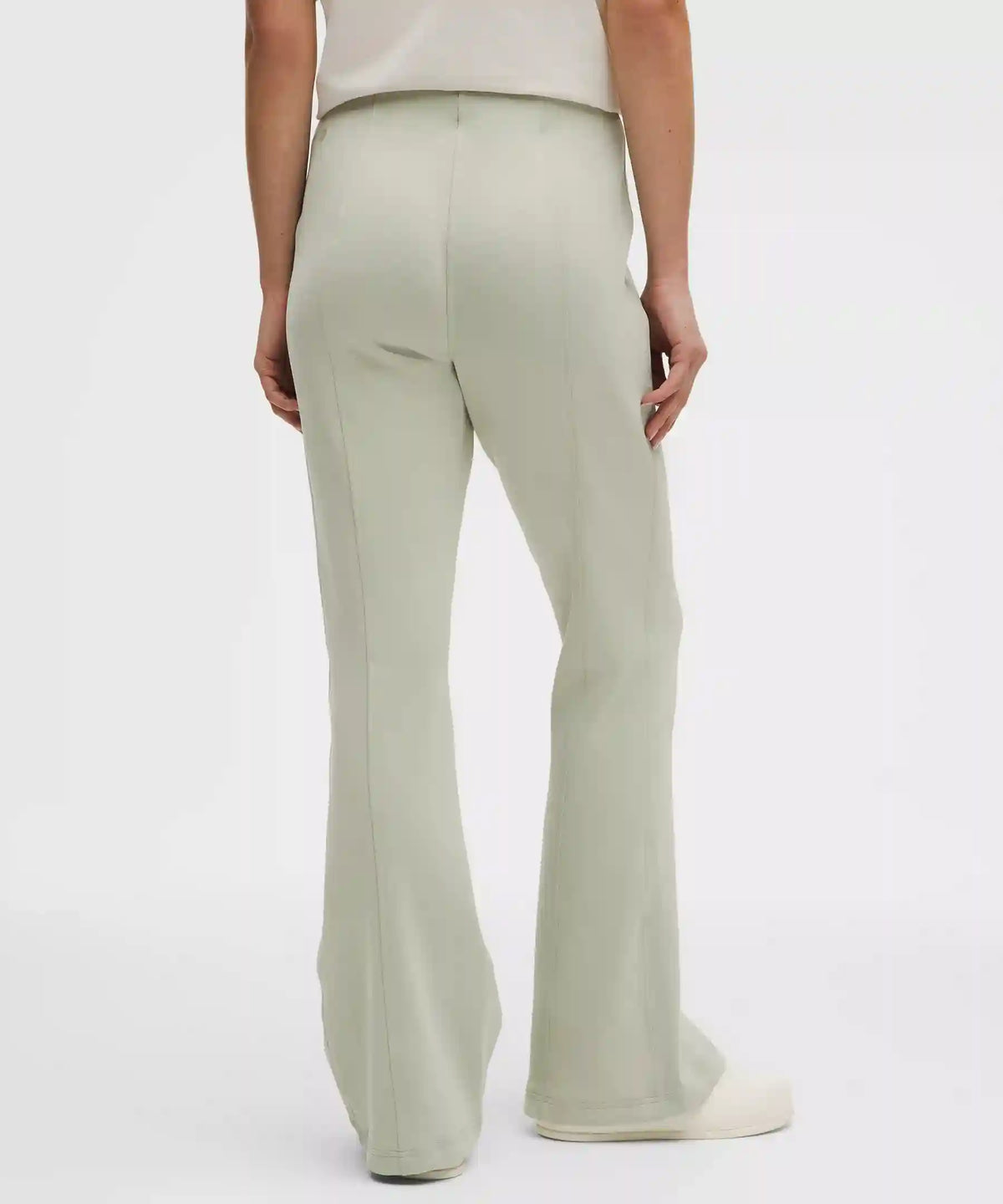 Brushed Softstreme Mid-Rise Flared Pant *Regular